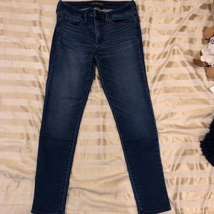 Abercrombie & Fitch high waisted jeans